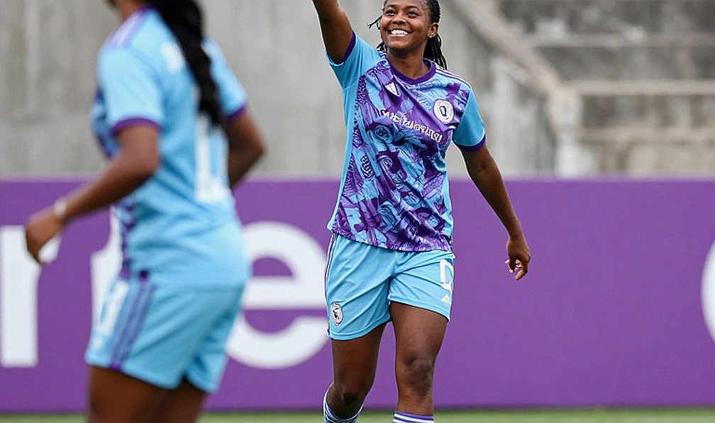 36.6 km/h and a Bowl of Fufu: Adeyemi, Speed, and the Trap of a Legend Told Too Fast 36.6 km/h and a Bowl of Fufu: Adeyemi, Speed, and the Trap of a Legend Told Too Fast