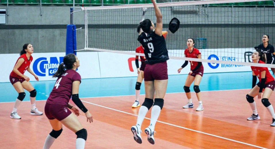 Những ô trống trên bảng thống kê bóng chuyền nữ