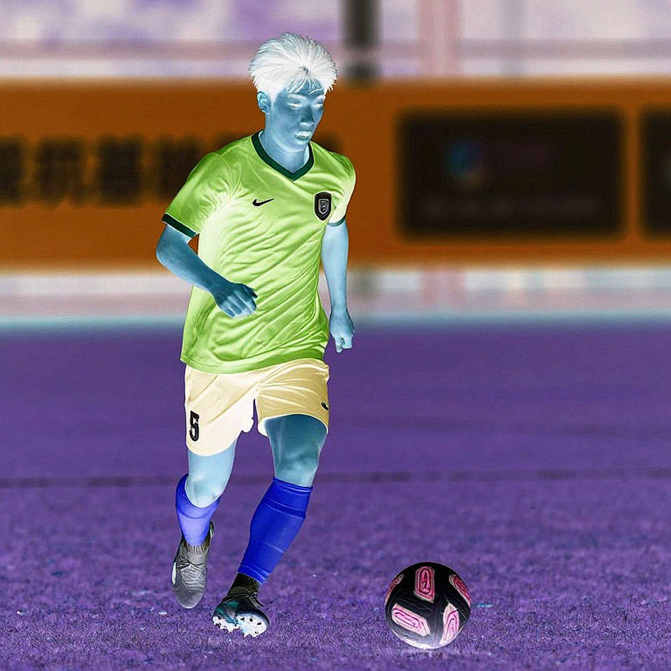 Coutinho in Santos' No. 11: An Option Contract in the Middle of the Brasileirao Season