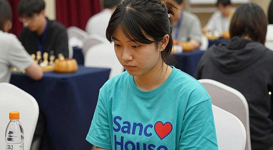 Vietnamese Chess: When a Report Has No Data