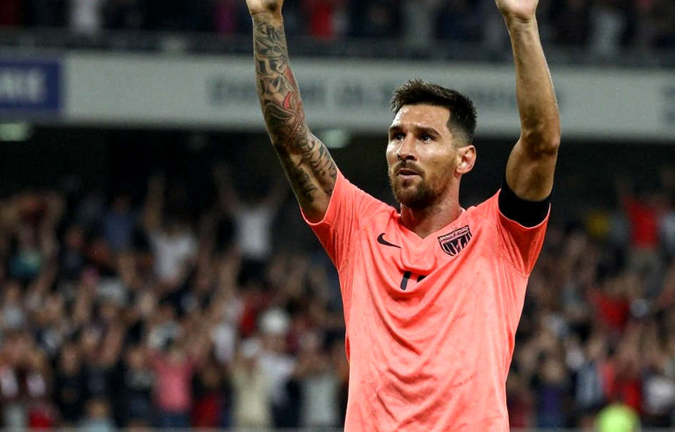 Besiktas, the Trabzonspor derby and a €7m transfer story released at the perfect moment