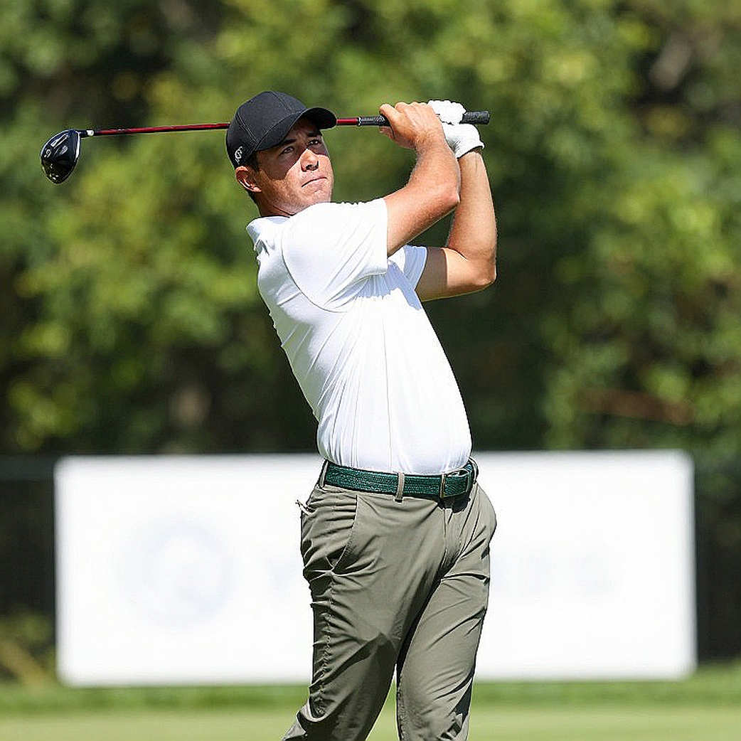Tony Finau's Hockey-Stick Putter Grip and the First PGA Tour Week for Two Small Putter Brands Tony Finau's Hockey-Stick Putter Grip and the First PGA Tour Week for Two Small Putter Brands