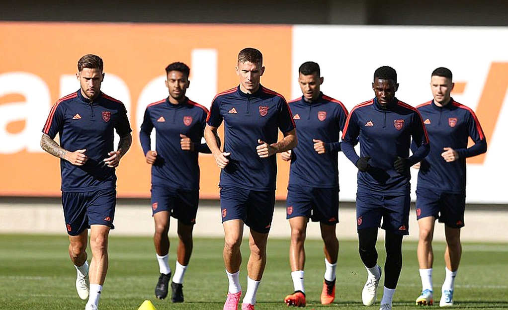 Amorim, 685 tấm vé và hàng ghế trống ở Old Trafford Amorim, 685 tấm vé và hàng ghế trống ở Old Trafford