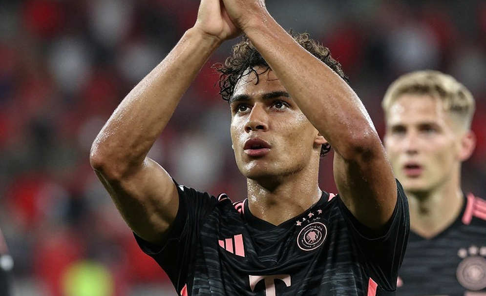 Không còn chỗ cho huyền thoại: Costacurta, AC Milan và khoảng trống nằm giữa hai trích dẫn Không còn chỗ cho huyền thoại: Costacurta, AC Milan và khoảng trống nằm giữa hai trích dẫn