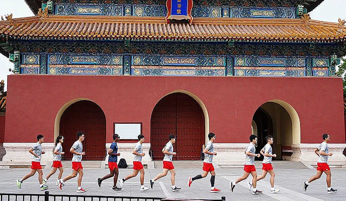 Đọc vị kỳ chuyển nhượng: Hợp đồng, dữ liệu và những lời hứa có hạn sử dụng