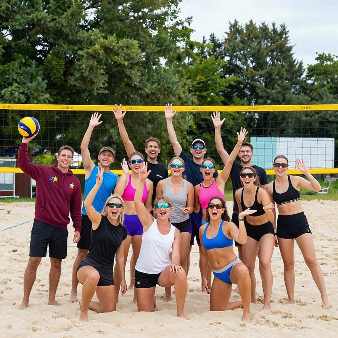 Mỹ vô địch NORCECA lần thứ 11: Trận chung kết 108-108 và bài toán một mũi tấn công của Canada Mỹ vô địch NORCECA lần thứ 11: Trận chung kết 108-108 và bài toán một mũi tấn công của Canada