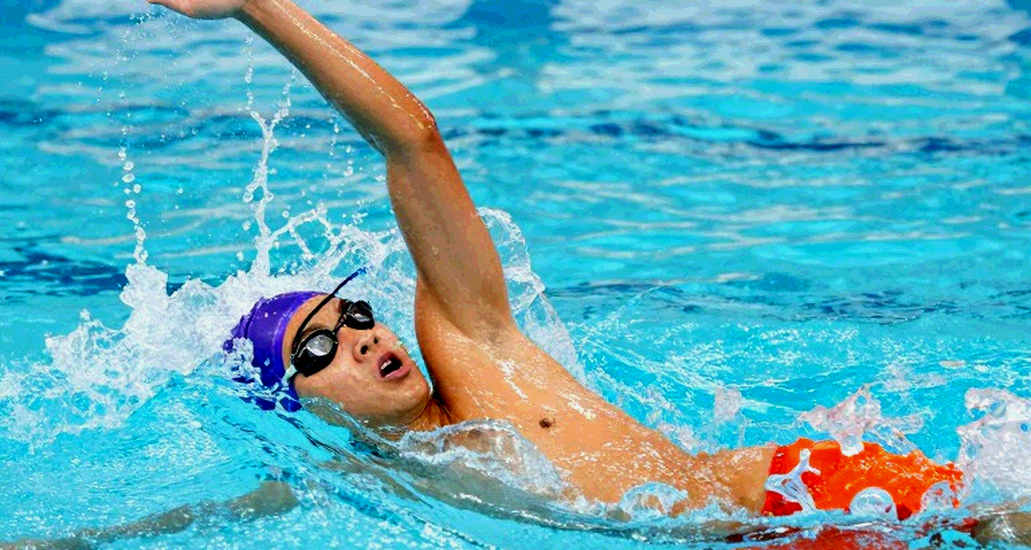 Những chiếc ghế trống ở Clairefontaine: Khi một nền bóng đá đối diện với tiếng vỗ tay của người đã rời đi