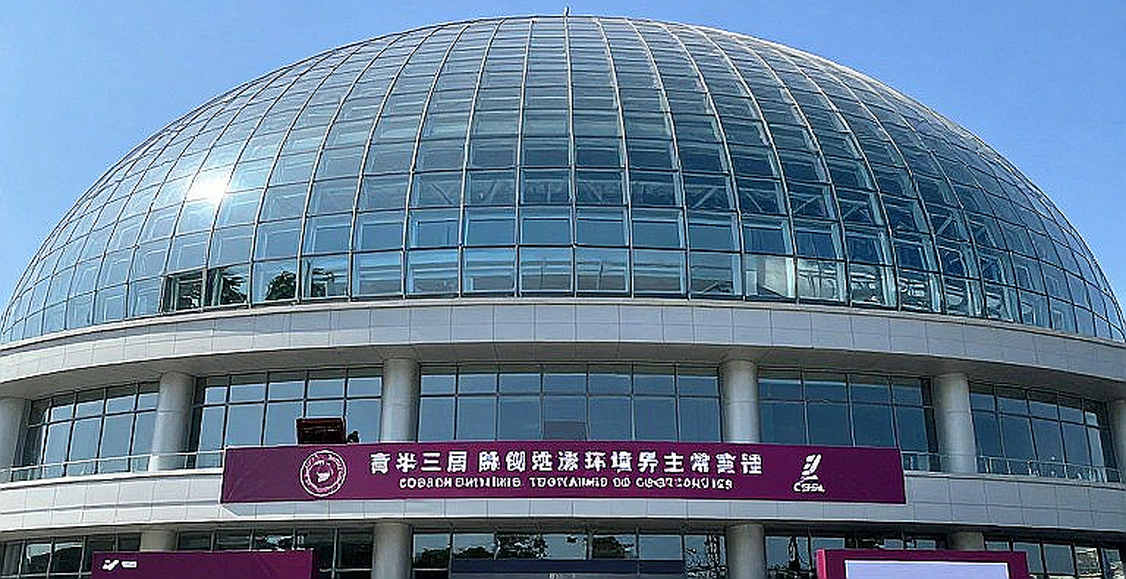 Nagoya 2026: Hai huy chương vàng và tấm ghế huấn luyện — bản thảo cầu lông Trung Quốc được viết lại từ chấn thương