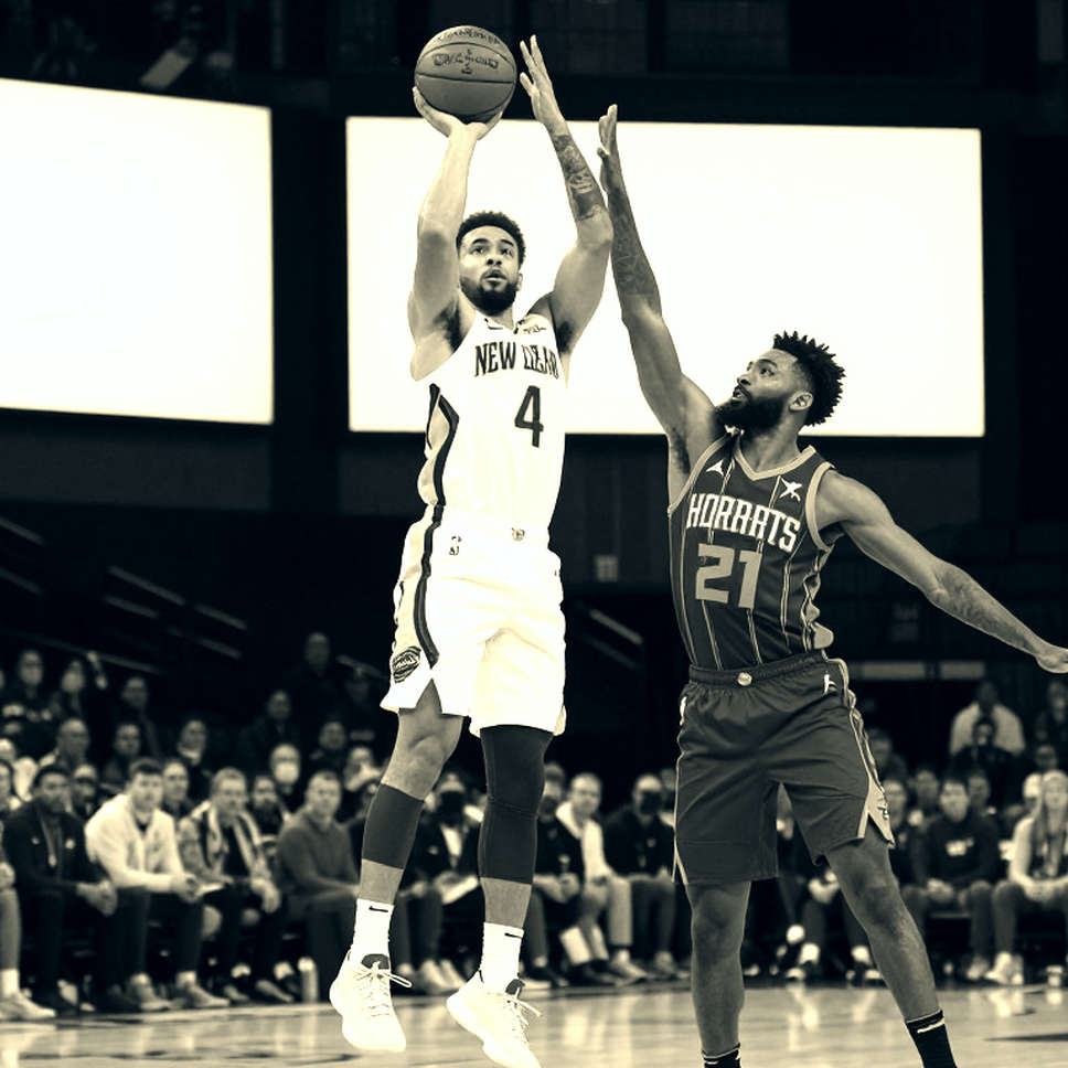 Papagiannis Returns After 11 Months: Anadolu Efes Bets on a 2.21m Center's Knee Papagiannis Returns After 11 Months: Anadolu Efes Bets on a 2.21m Center's Knee