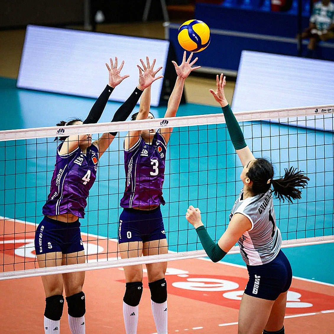 The Money That Turns Through a Silent Account: Inside a V.League Club's Sponsorship File The Money That Turns Through a Silent Account: Inside a V.League Club's Sponsorship File