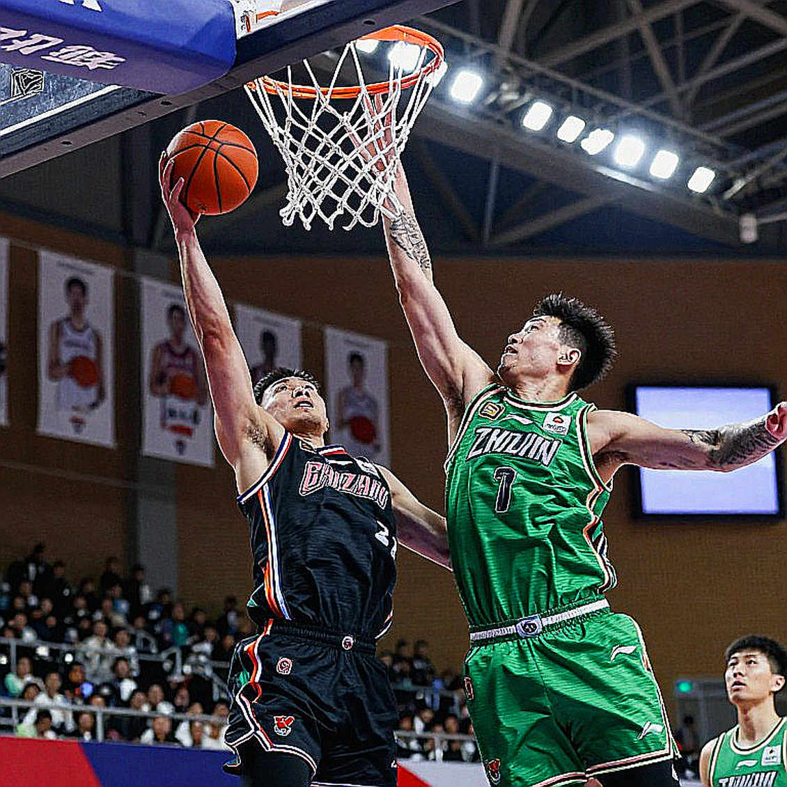 NBA phạt nặng Clippers vì lách luật lương: Mất 5 lượt chọn draft, Ballmer bị cấm 1 năm