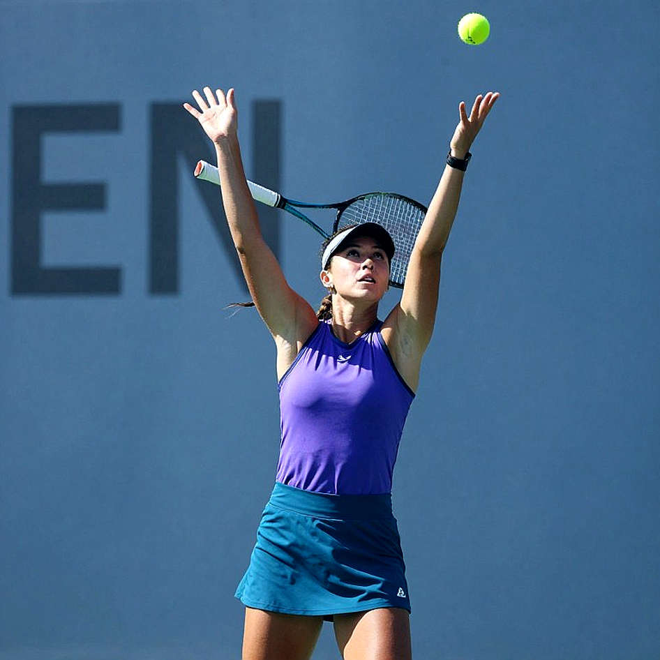 Swiatek vào bán kết Wuhan Open: cột mốc 10/10 giải WTA 1000 và trận bán kết toàn Ba Lan