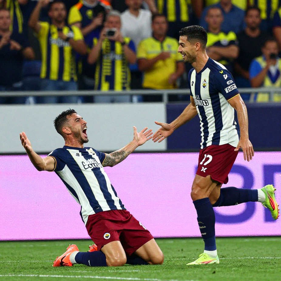 Chiesa và mùa đông không hẹn trước: Khi Liverpool khép cánh cửa Champions League lại Chiesa và mùa đông không hẹn trước: Khi Liverpool khép cánh cửa Champions League lại