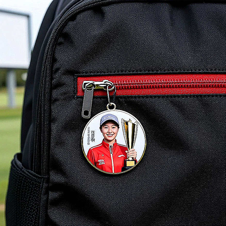 Nick Taylor tại Medinah: Cú wedge cứu chuộc và cái nhãn đang chờ kiểm chứng
