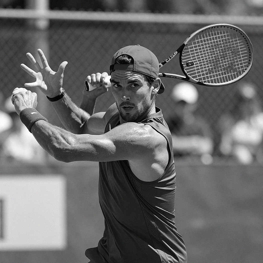 Phân Tích Dữ Liệu Về Vận Động Viên Tennis: Thiếu Thông Tin Ảnh Hưởng Đến Phân Tích Chiến Thuật Và Hiệu Suất Phân Tích Dữ Liệu Về Vận Động Viên Tennis: Thiếu Thông Tin Ảnh Hưởng Đến Phân Tích Chiến Thuật Và Hiệu Suất