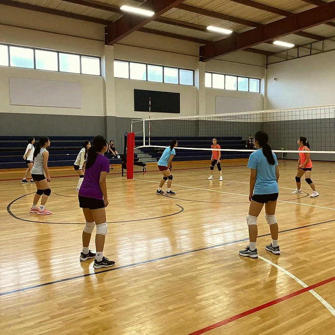 Nebraska quét Creighton 3-0: hiệu suất tấn công .444 và kỷ lục khán giả 15.405
