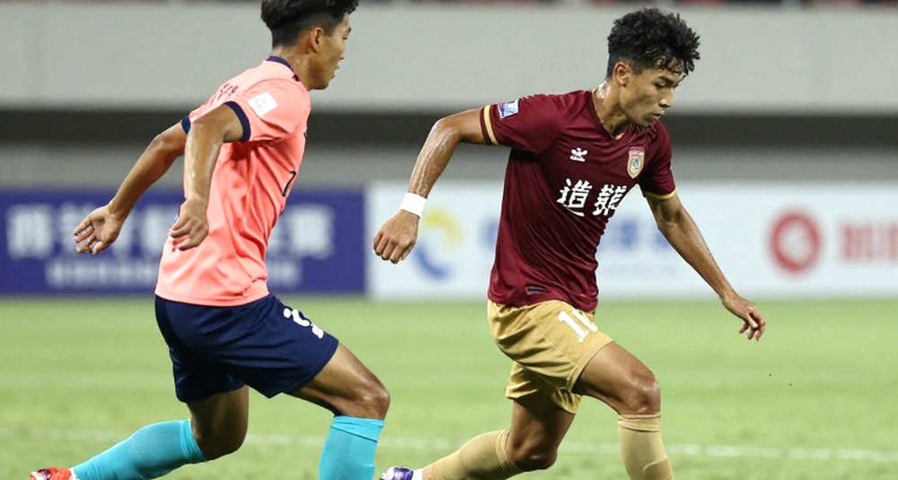 VAR ở V.League: Công nghệ có thể chiếu lại pha bóng, nhưng tiếng còi vẫn phải đến từ quy trình VAR ở V.League: Công nghệ có thể chiếu lại pha bóng, nhưng tiếng còi vẫn phải đến từ quy trình